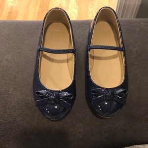Navy patten shoes